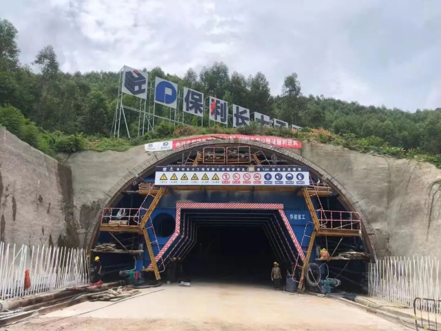 e715cf560a63fddc8c7cabec0d1e5a6.jpg 图片