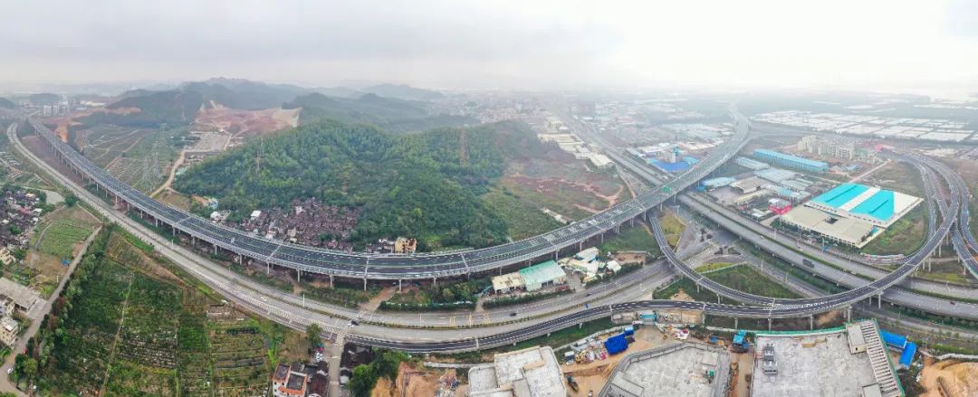 通车形象.png 图片