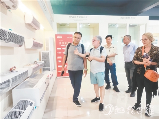 外商专程探访台山，深入考察家具卫浴、医疗器械等特色产业。