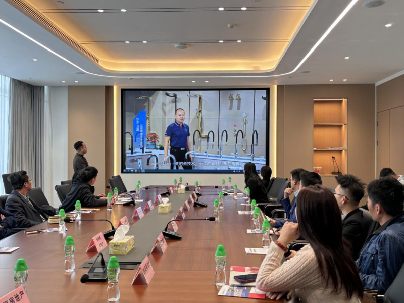 推动制造业与房地产业深入对接合作打造更多“好产品”“好房子”——市工业和信息化局与市住房和城乡建设局联合举办家居用品企业与房地产企业供需对接活动