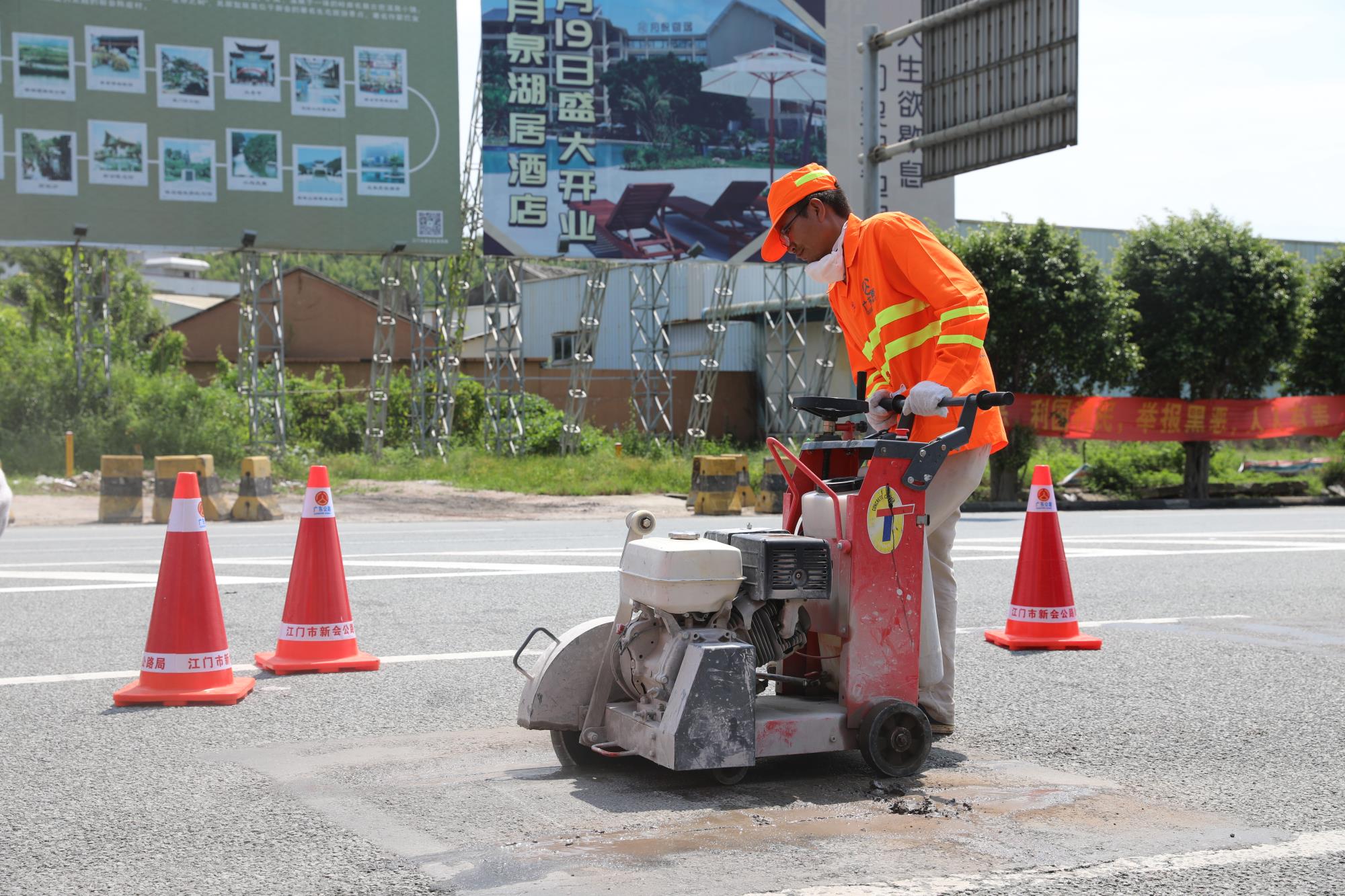 微信图片_20190819152056小.jpg 微信图片_20190819152056小.jpg